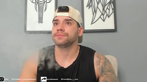 Mike Montoya online show from 12-24-24, 01:39