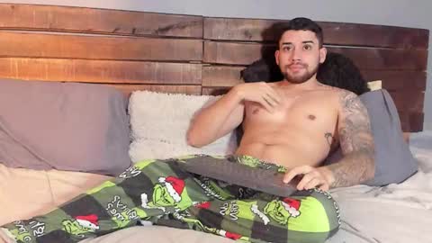 Mike Montoya online show from 02-12-26, 02:39