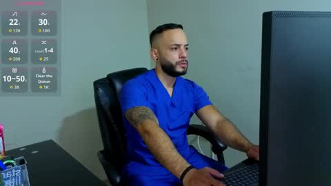 Snapshot of mike_savage3 chatting on 05-17-26, 12:34 Mike online show from 05-17-26, 12:34