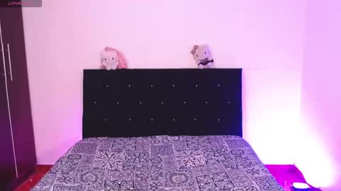 ZARA BLARE online show from 09-29-25, 02:27