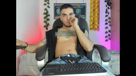 mikee_scooth online show from 01-25-25, 08:42