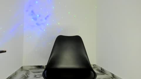 mikee_scooth online show from 05-13-26, 06:16