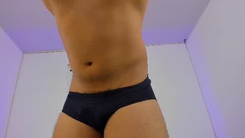 Snapshot of mikefox__ chatting on 07-28-26, 04:08 Mikeee online show from 07-28-26, 04:08