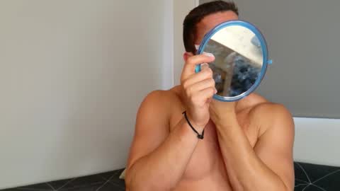 Snapshot of mikegaitan1 chatting on 02-21-26, 06:53 mikegaitan1 online show from 02-21-26, 06:53