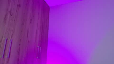 Snapshot of mikegaitan1 chatting on 03-12-26, 11:16 mikegaitan1 online show from 03-12-26, 11:16