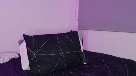 Snapshot of mikegaitan1 chatting on 03-13-26, 12:28 mikegaitan1 online show from 03-13-26, 12:28