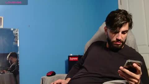 Snapshot of mikehawk1589 chatting on 01-06-25, 09:08 mikehawk1589 online show from 01-06-25, 09:08