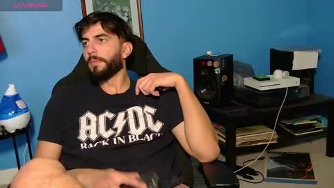 Snapshot of mikehawk1589 chatting on 01-13-25, 04:28 mikehawk1589 online show from 01-13-25, 04:28