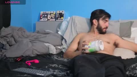 Snapshot of mikehawk1589 chatting on 11-03-25, 02:35 mikehawk1589 online show from 11-03-25, 02:35