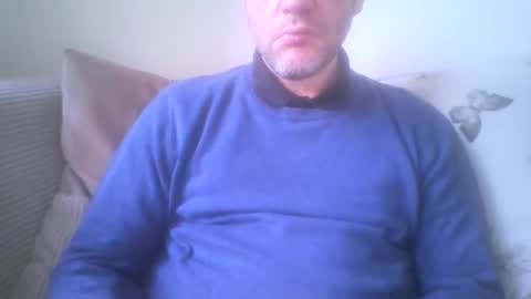 mikehockishuge9 online show from 01-01-25, 02:20