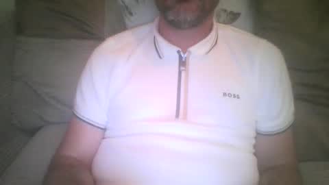 mikehockishuge9 online show from 09-27-25, 11:54