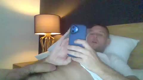 Snapshot of mikejackson7 chatting on 03-06-25, 07:03 MJ online show from 03-06-25, 07:03