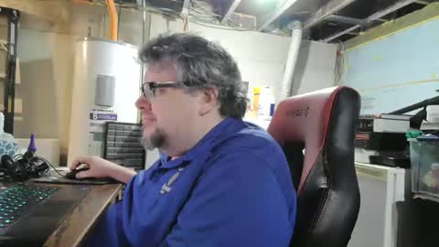 mikejws online show from 11-18-25, 07:40