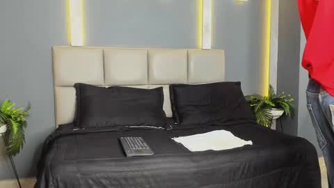 MIKE PARK  online show from 09-11-25, 11:21