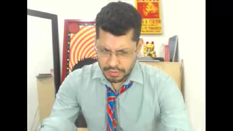 Snapshot of mikeriverx chatting on 09-16-25, 10:11 mikeriverx online show from 09-16-25, 10:11