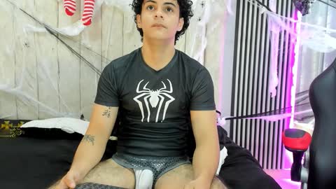 mikey_banji online show from 10-24-25, 01:51