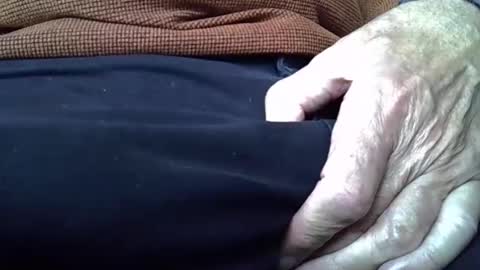 Snapshot of mikeybed chatting on 10-14-25, 03:13 mikeybed online show from 10-14-25, 03:13