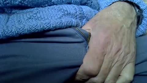 mikeybed online show from 11-25-25, 01:00