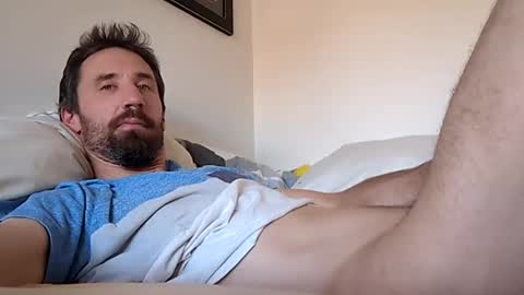 Snapshot of mikeyboy6666 chatting on 01-17-25, 05:53 Mikey Boy online show from 01-17-25, 05:53