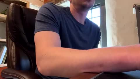 mikeydubs10 online show from 05-01-26, 02:21