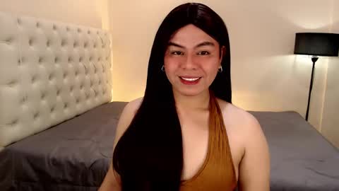 Theresa Luna online show from 01-20-25, 07:04