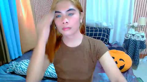 Mikhayla and Zeus online show from 10-02-25, 05:58