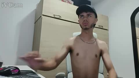 Mikhel online show from 02-08-26, 06:44