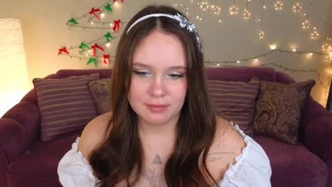 Snapshot of miki_miki_cutie chatting on 01-01-25, 02:30 Mikki online show from 01-01-25, 02:30