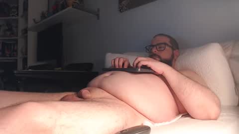 Snapshot of mikilin chatting on 12-18-25, 10:38 Miki online show from 12-18-25, 10:38