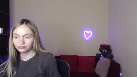 Adalina online show from 05-06-26, 11:26