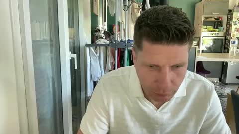 miklp8463 online show from 04-21-26, 09:48