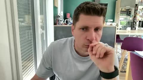 miklp8463 online show from 06-03-26, 11:24