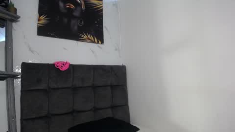 Snapshot of mikoto_urab chatting on 12-07-24, 04:03 Mikoto Urb online show from 12-07-24, 04:03