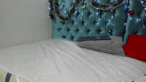 Snapshot of mikoto_urab chatting on 12-29-24, 06:45 Mikoto Urb online show from 12-29-24, 06:45