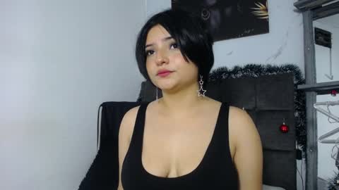 Snapshot of mikoto_urab chatting on 01-05-25, 03:32 Mikoto Urb online show from 01-05-25, 03:32