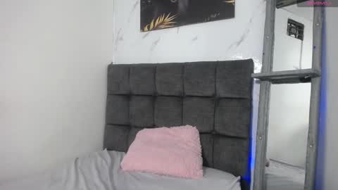 Snapshot of mikoto_urab chatting on 01-21-25, 11:24 Mikoto Urb online show from 01-21-25, 11:24