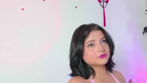 Snapshot of mikoto_urab chatting on 09-25-25, 08:12 Mikoto Urb online show from 09-25-25, 08:12