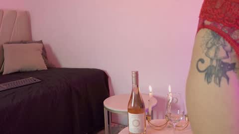 Mikoto Urb online show from 11-09-25, 07:45