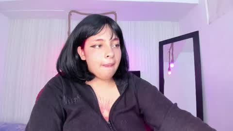 Snapshot of miku_katsuragi chatting on 05-19-26, 01:56 miku katsuragi online show from 05-19-26, 01:56