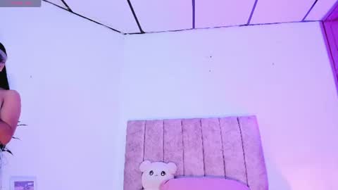 Snapshot of mila_1wood chatting on 07-15-26, 12:54 mila_1wood online show from 07-15-26, 12:54