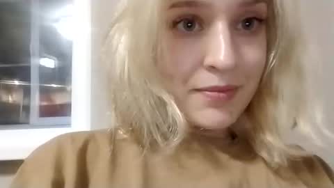 Snapshot of mila_420 chatting on 09-24-25, 07:06 Mila 420 online show from 09-24-25, 07:06