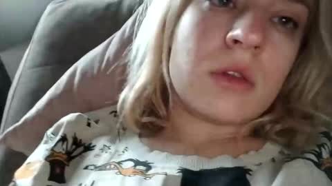 Mila 420 online show from 11-30-25, 10:52