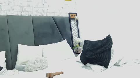 mila_adamss online show from 12-23-24, 05:11