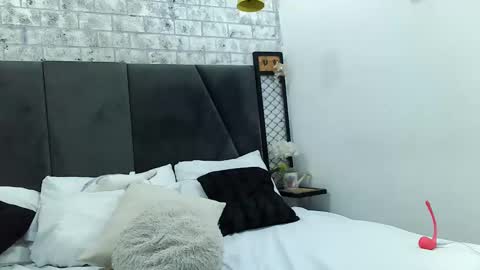 mila_adamss online show from 12-27-24, 11:06