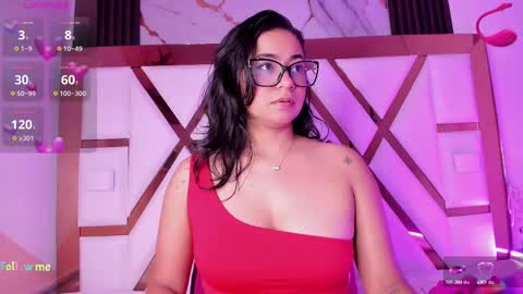 Snapshot of mila_clum chatting on 10-03-25, 07:11 Camila online show from 10-03-25, 07:11