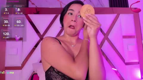 Snapshot of mila_clum chatting on 10-08-25, 07:11 Camila online show from 10-08-25, 07:11