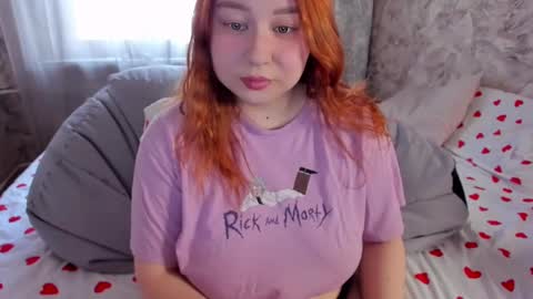 Snapshot of mila_foxxxy chatting on 02-24-25, 09:10 Mila shy sensual person online show from 02-24-25, 09:10
