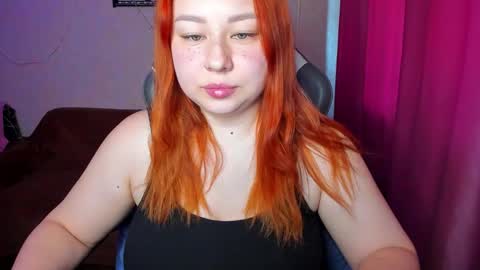 Snapshot of mila_foxxxy chatting on 09-15-25, 08:14 Mila shy sensual person online show from 09-15-25, 08:14