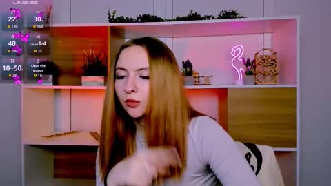 Snapshot of mila_glow chatting on 11-07-25, 07:47 mila_glow online show from 11-07-25, 07:47