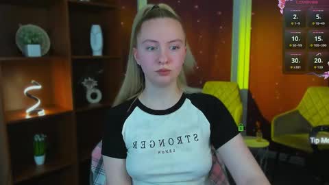 mila_glow online show from 05-01-26, 07:07